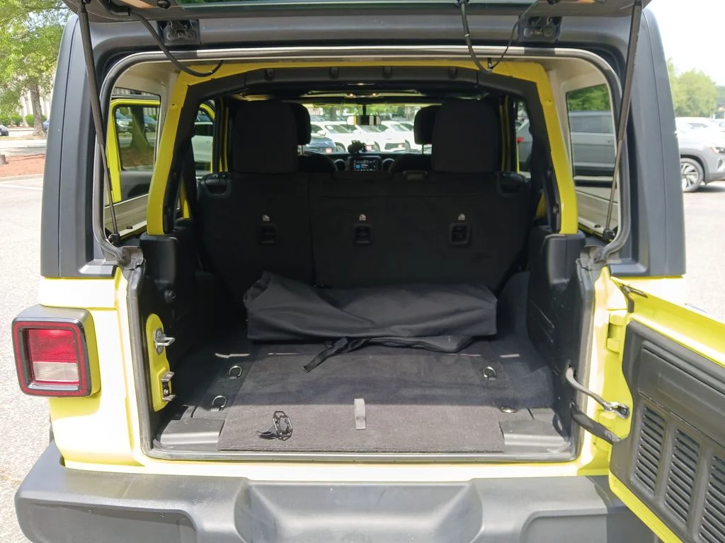 Used 2023 Yellow Jeep Sport S image 24