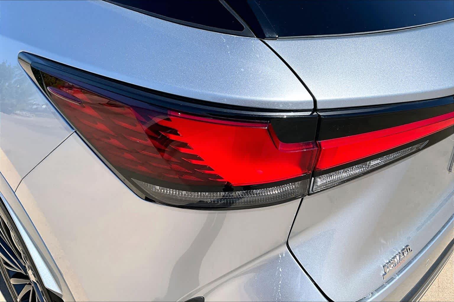2025 Lexus RX 350 - Photo 54
