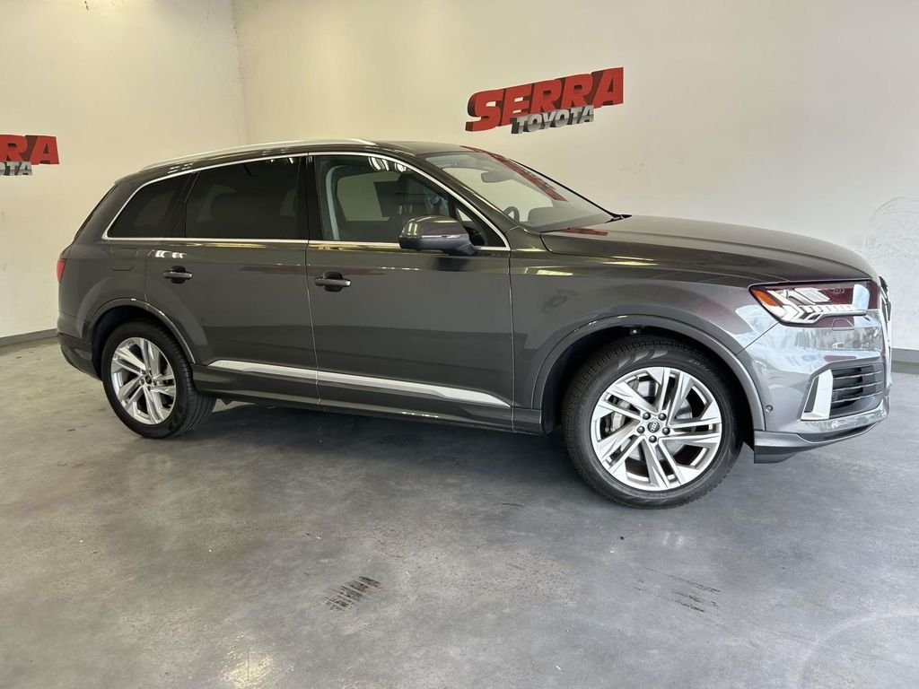 Used 2024  Audi 55 Premium Plus image 2