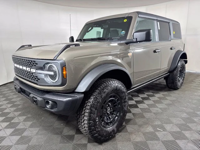 New 2026 Marsh Gray Ford Badlands image 8