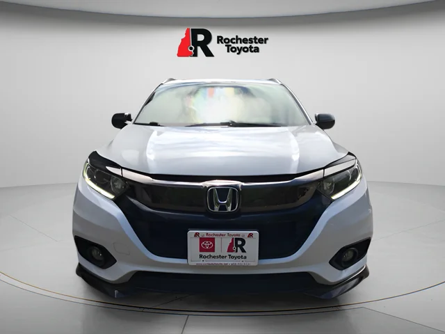 Used 2020  Honda Sport image 2