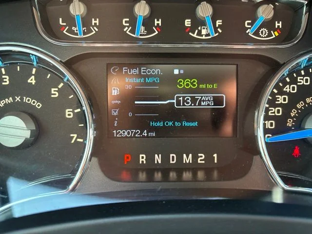 Used 2014 Silver Ford Lariat image 10