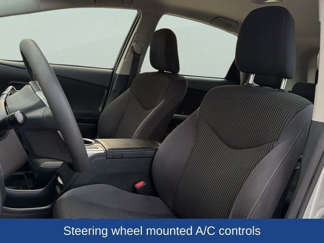 Used 2017 Silver Toyota Three image 16