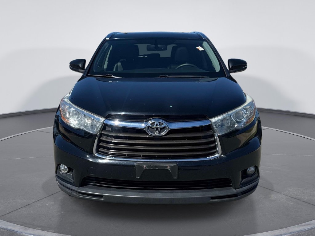 Used 2015 Black Toyota XLE V6 image 2