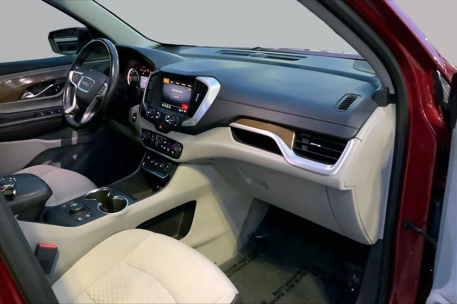 Used 2019 Red Quartz Tintcoat GMC SLE image 17