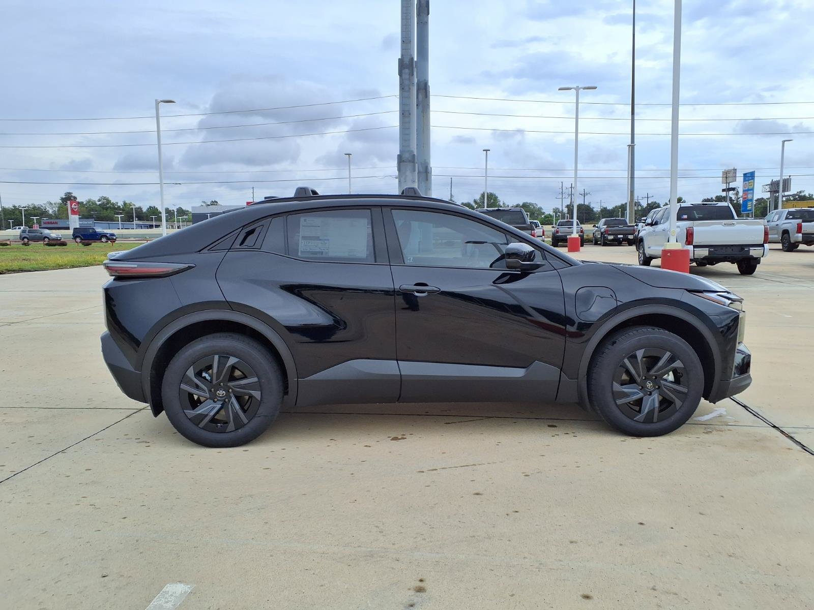 New 2026 Midnight Black Metallic Toyota  SE image 5