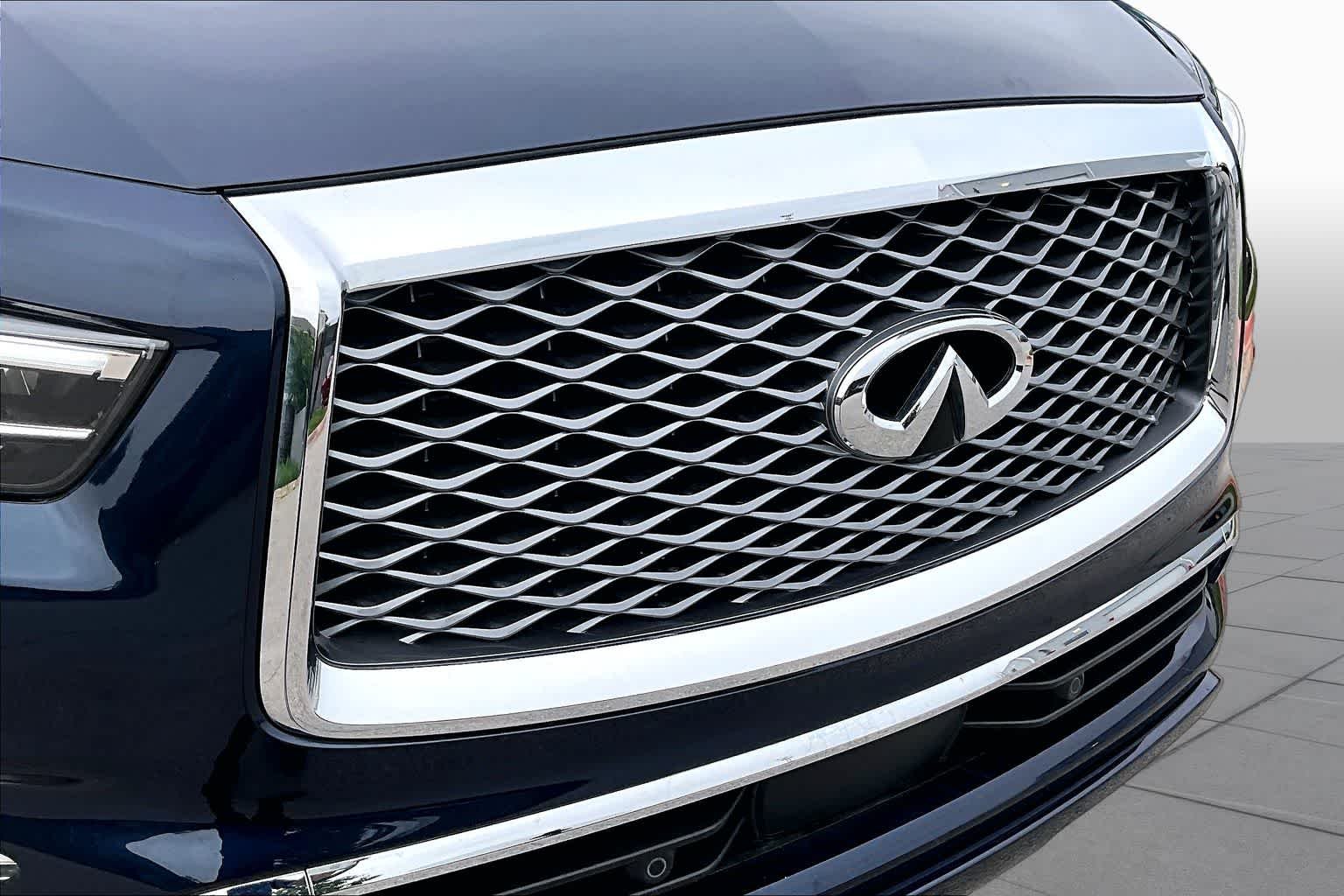 Used 2023 Hermosa Blue INFINITI LUXE image 30