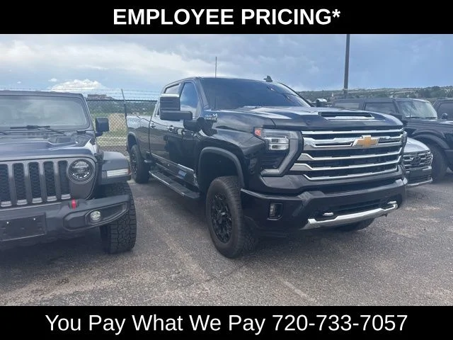 Used 2024 Black Chevrolet High Country image 3