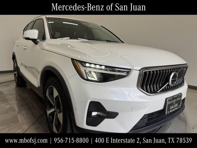 Pre-Owned 2023 Volvo XC40 B5 Plus Bright Theme AWD 4D Sport Utility