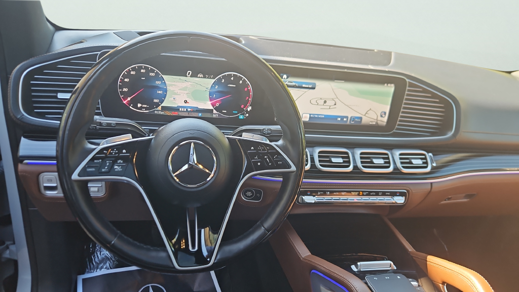 Used 2024 Gray Mercedes-Benz GLE 450 image 14