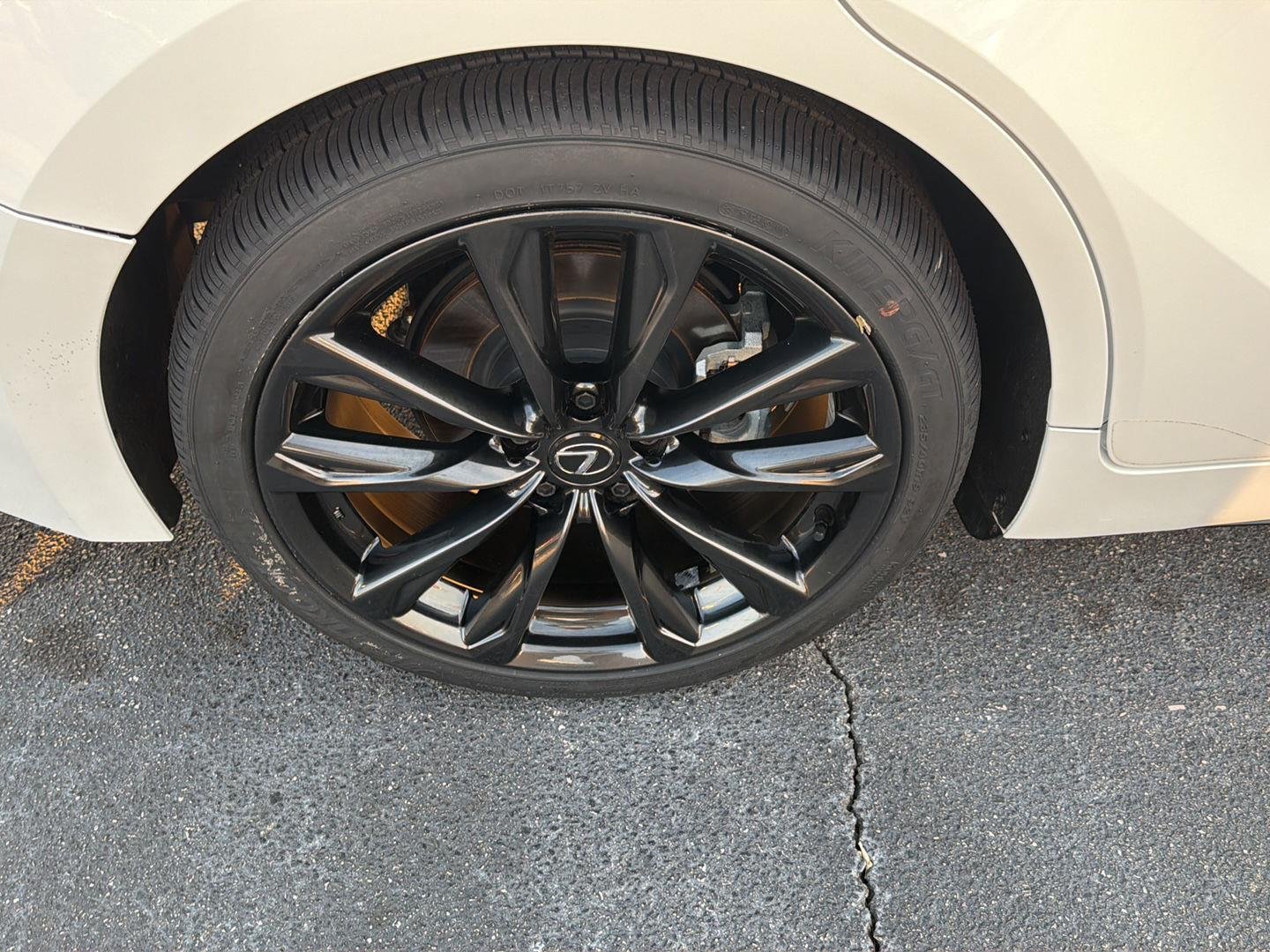 Used 2024 Ultra White Lexus F SPORT image 39