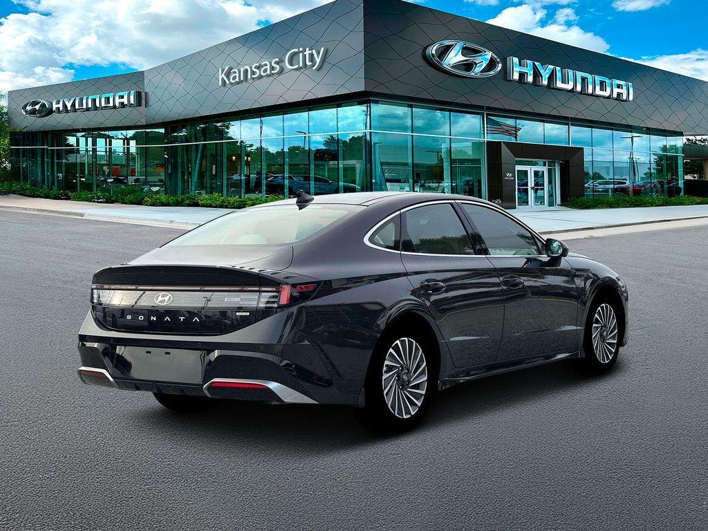 New 2026 Carbon Blue Hyundai Limited image 7