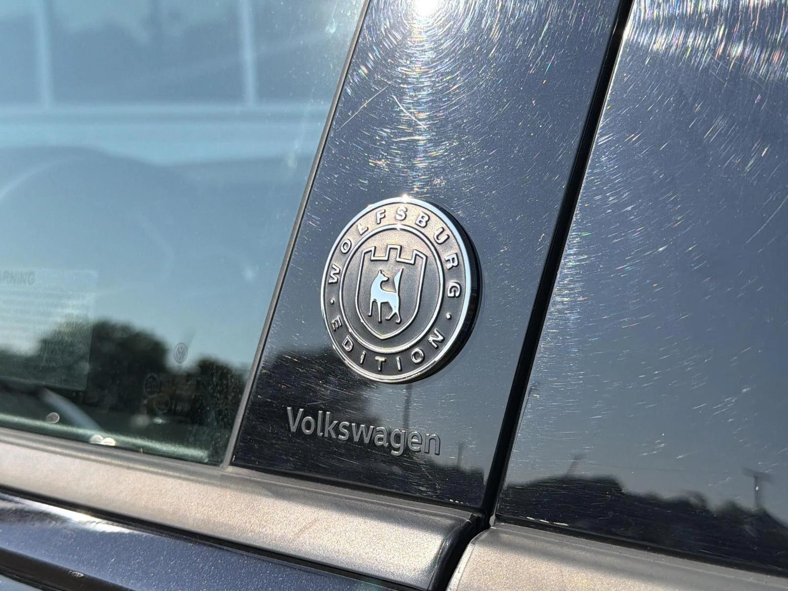 Used 2024 White Volkswagen SE image 11