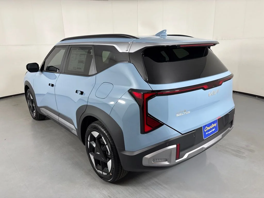 New 2027 Frost Blue Kia EX image 6