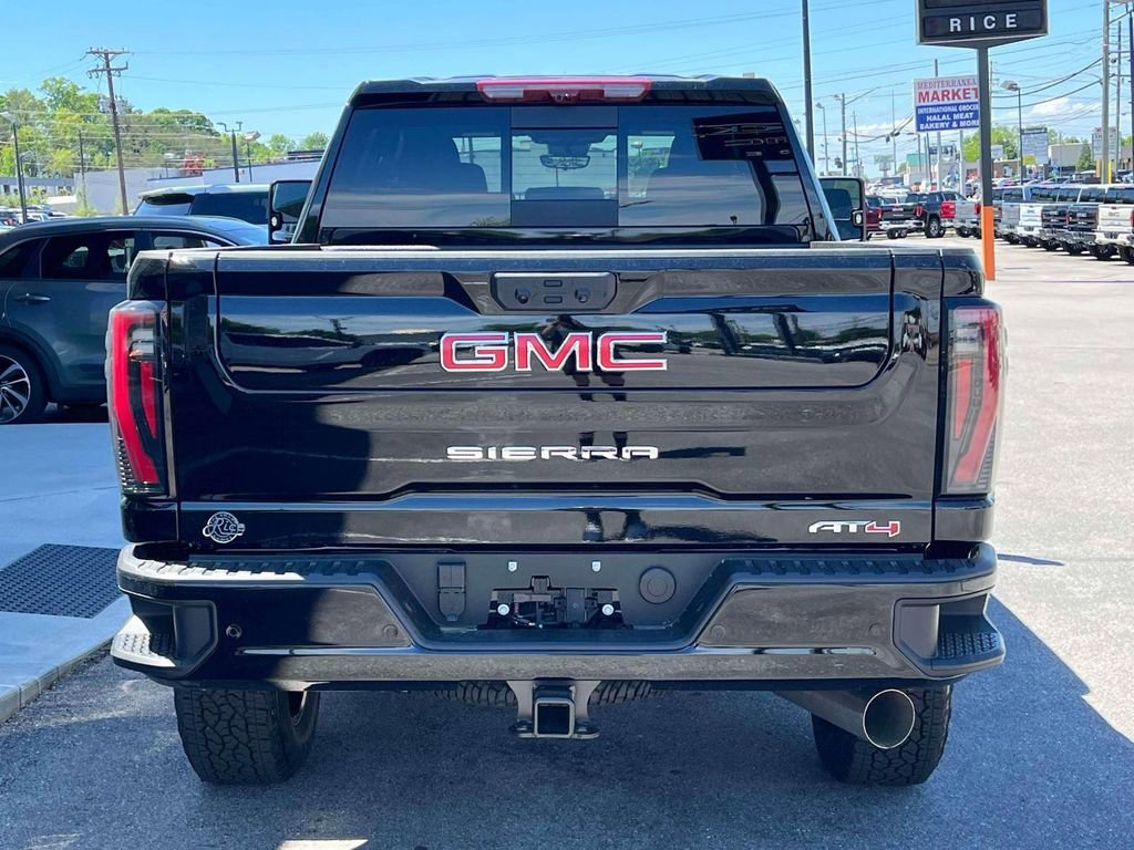 2026 GMC Sierra 2500HD AT4 - Photo 4