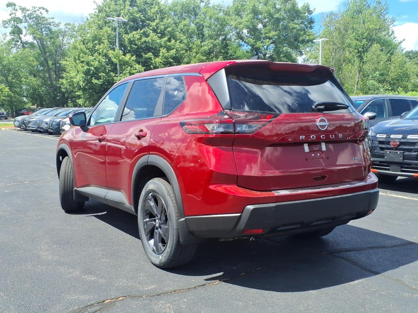 New 2026 Scarlet Ember Tintcoat Nissan SV image 4