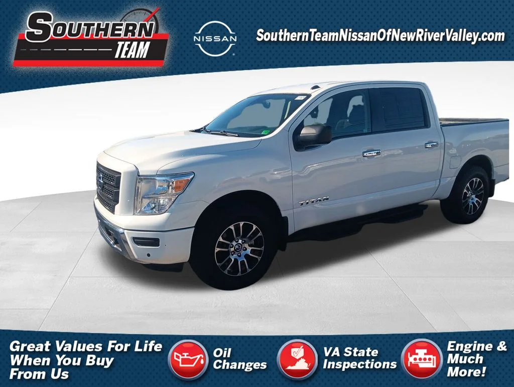Used 2021 White Nissan SV image 1