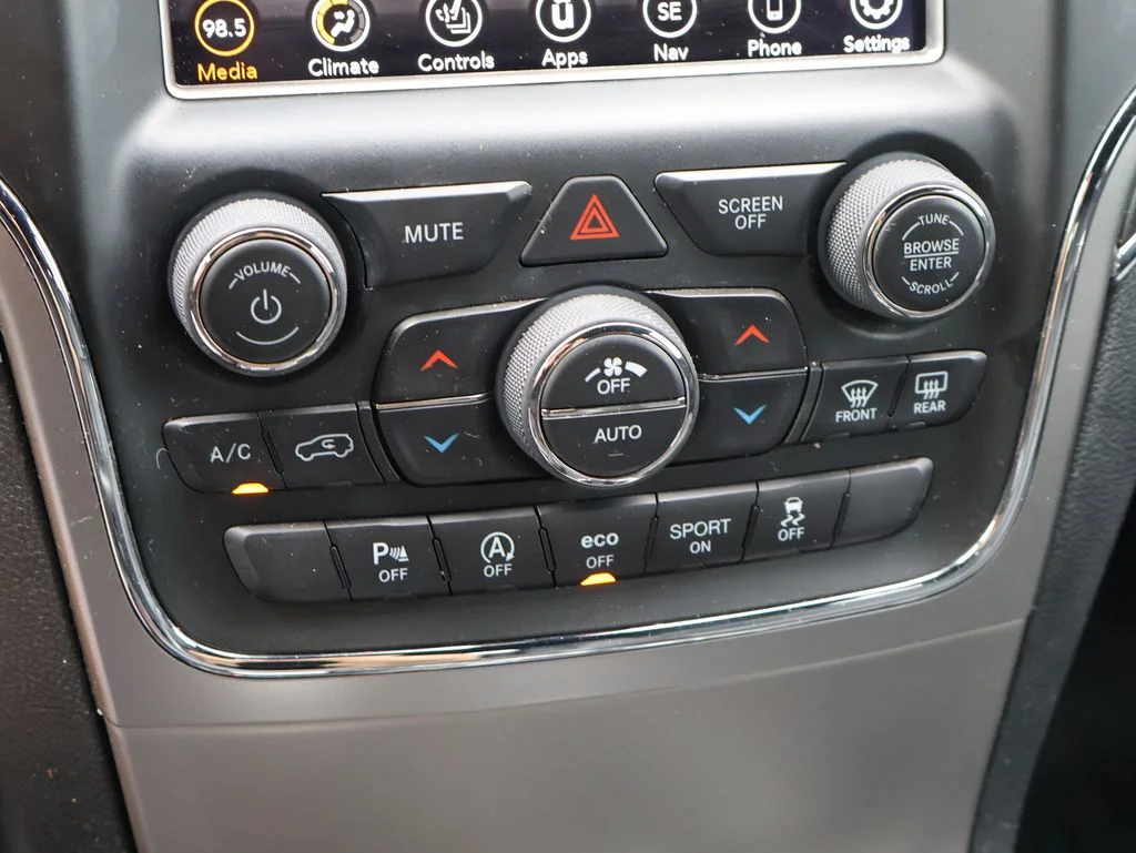 Used 2018 Black Jeep Limited image 24