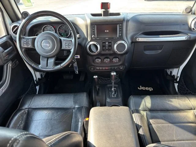 Used 2012 White Jeep Rubicon image 11
