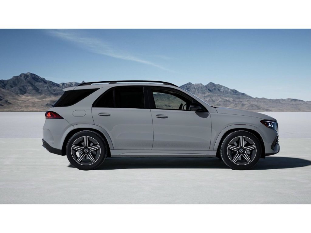 New 2027 MANUFAKTUR Alpine Grey Mercedes-Benz GLE 450 image 2