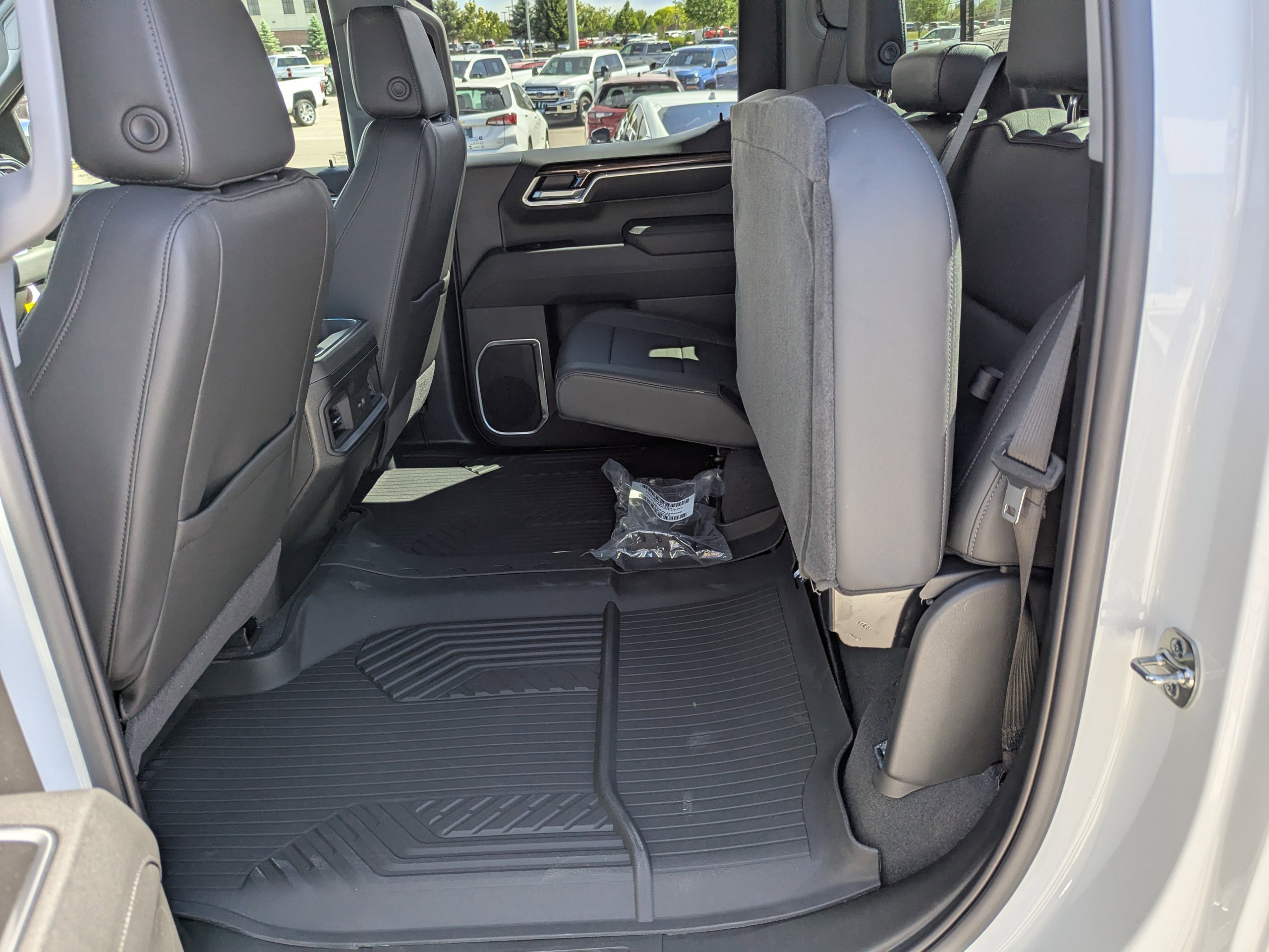 2026 Chevrolet Silverado 1500 LT - Photo 32