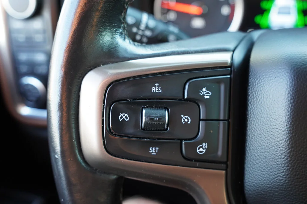 Certified Used 2022 Mosaic Black Metallic Chevrolet High Country image 38