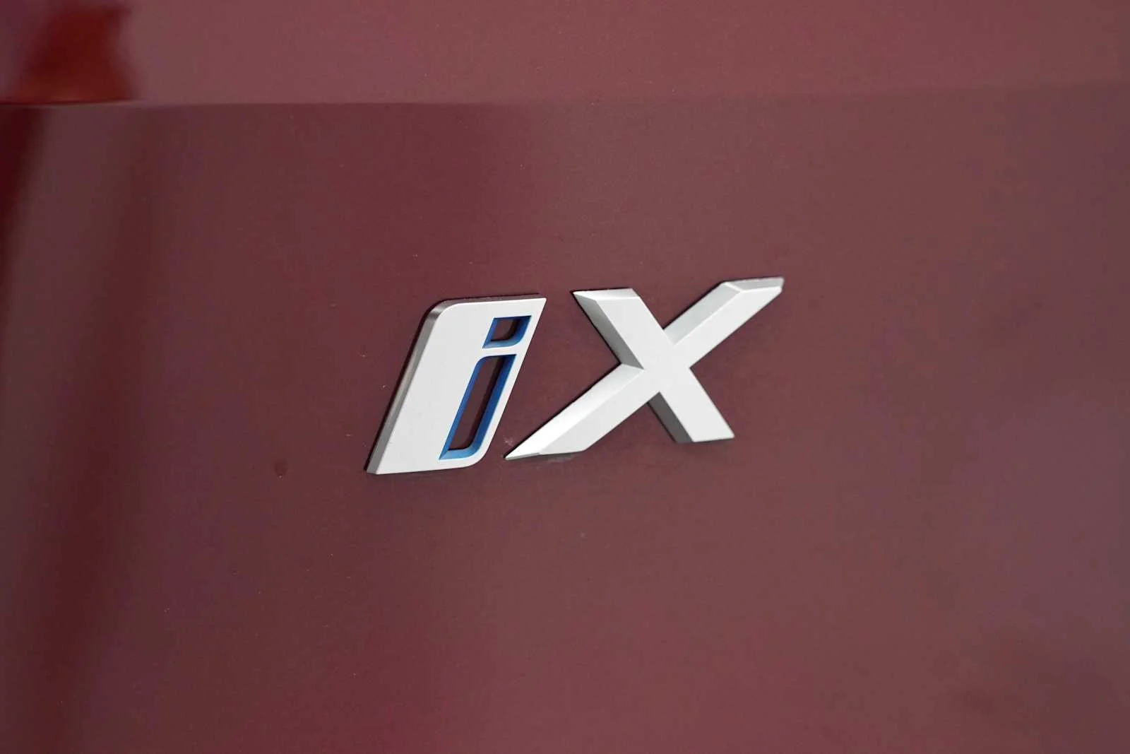 Certified Used 2024 Aventurin Red Metallic BMW xDrive50 image 9