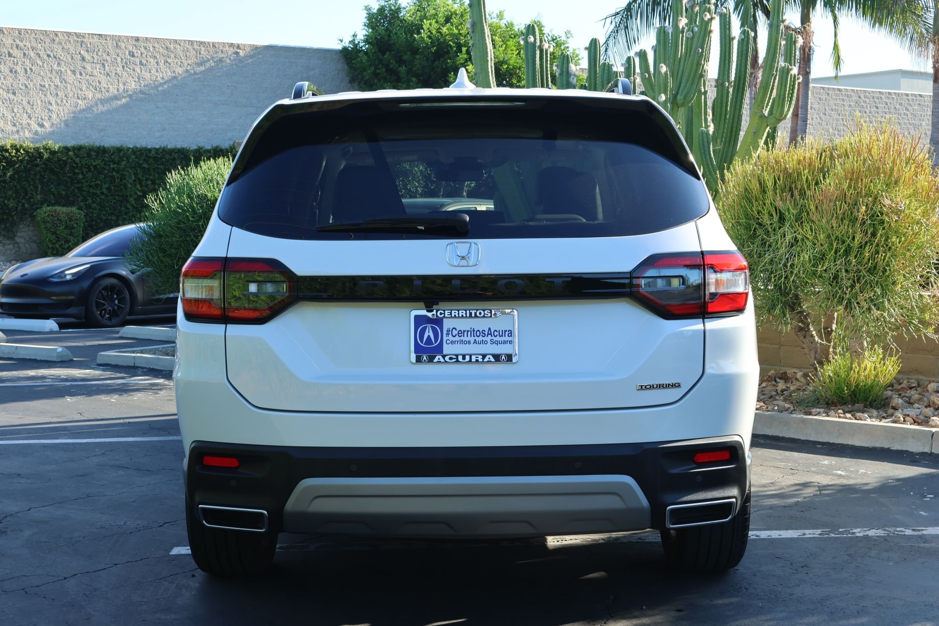 Used 2025  Honda Touring image 4