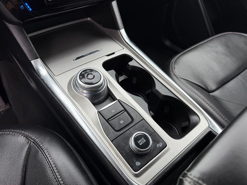 Used 2022 Green Ford Limited image 17