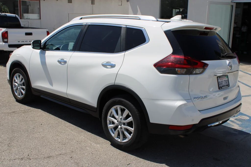 Used 2019 White Nissan SV image 6