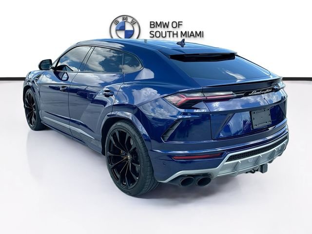 Used 2020 Blue Lamborghini Base image 5