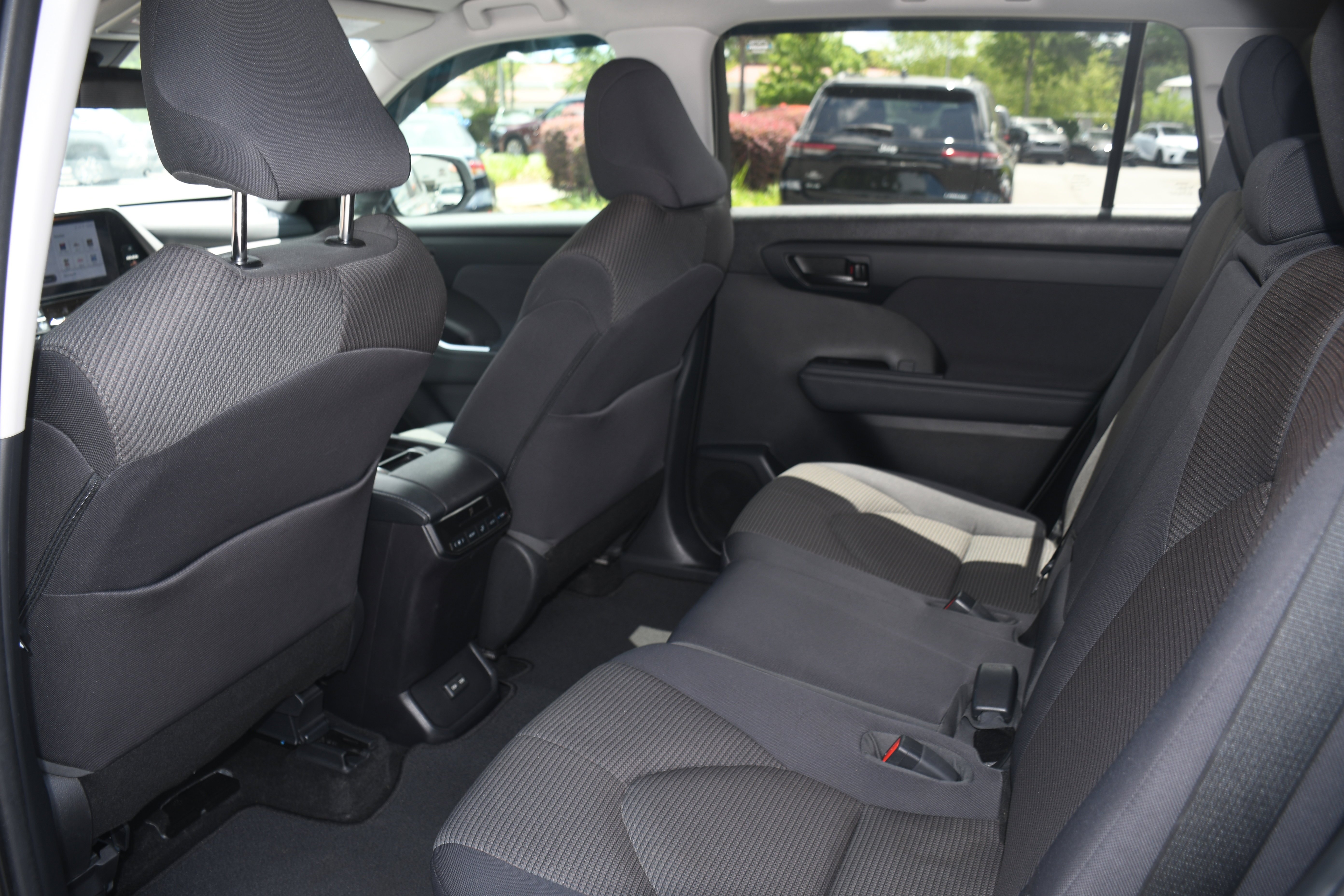 Used 2023 Silver Toyota LE image 13