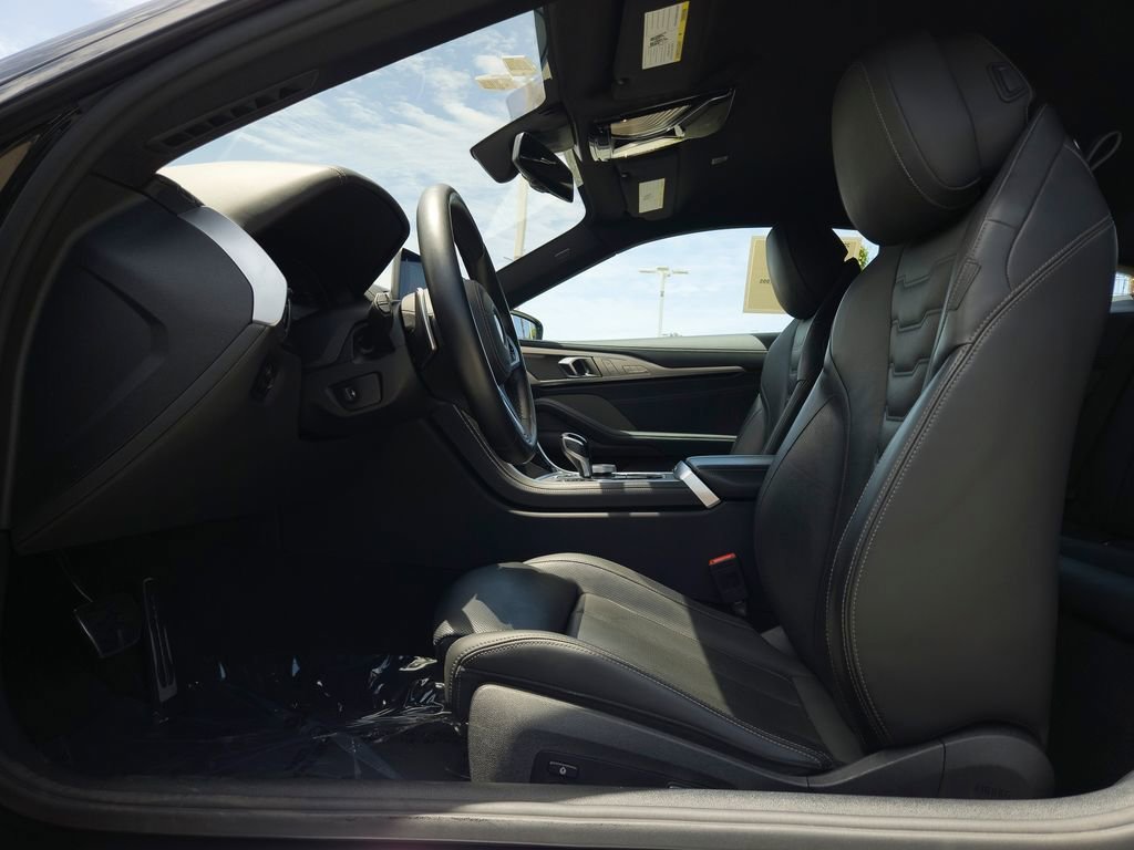 Used 2025 Black Sapphire Metallic BMW 840i image 8
