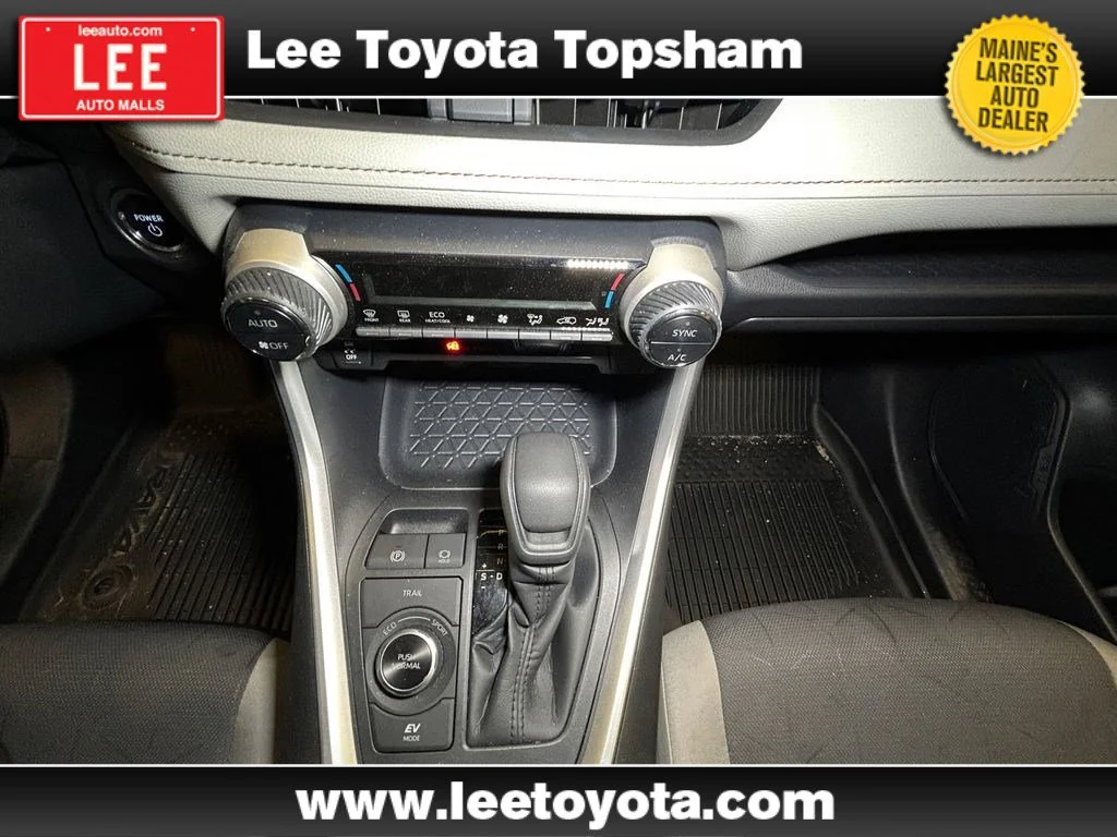 Certified Used 2025 Blueprint Toyota Hybrid XLE image 11