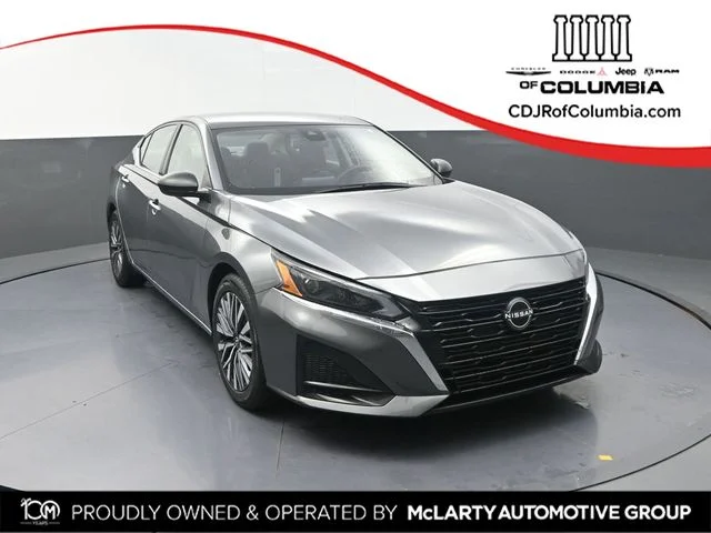 Used 2024 Gray Nissan 2.5 SV image 1