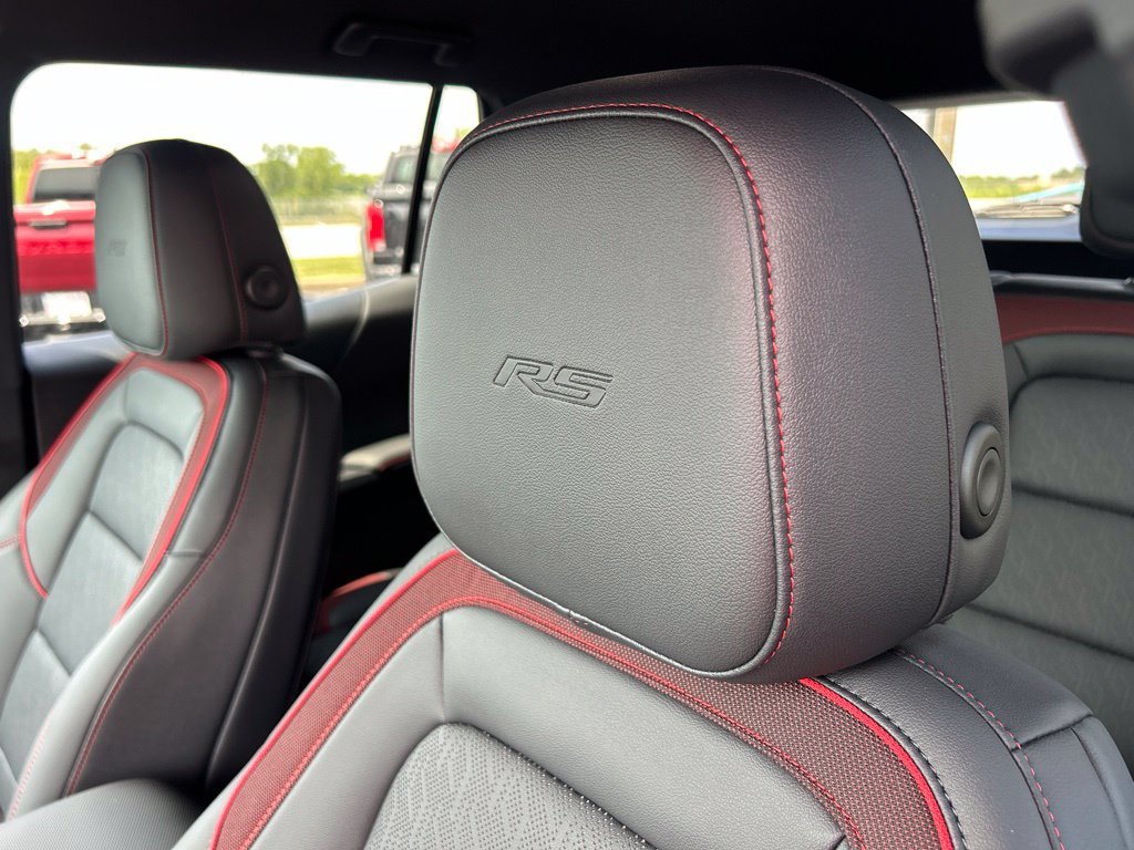 2027 Chevrolet Equinox RS - Photo 21