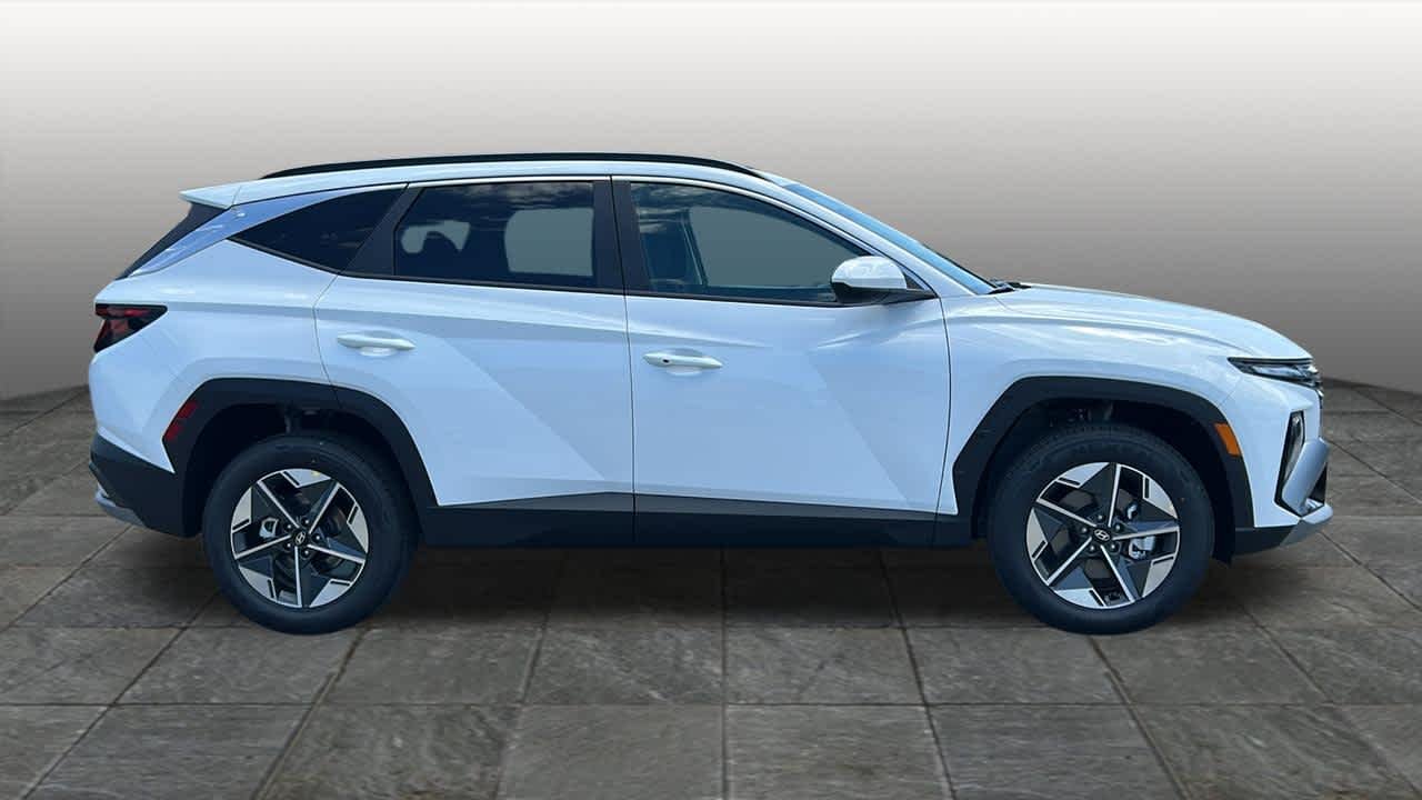 New 2026 Creamy White Pearl Hyundai SEL AWD image 4