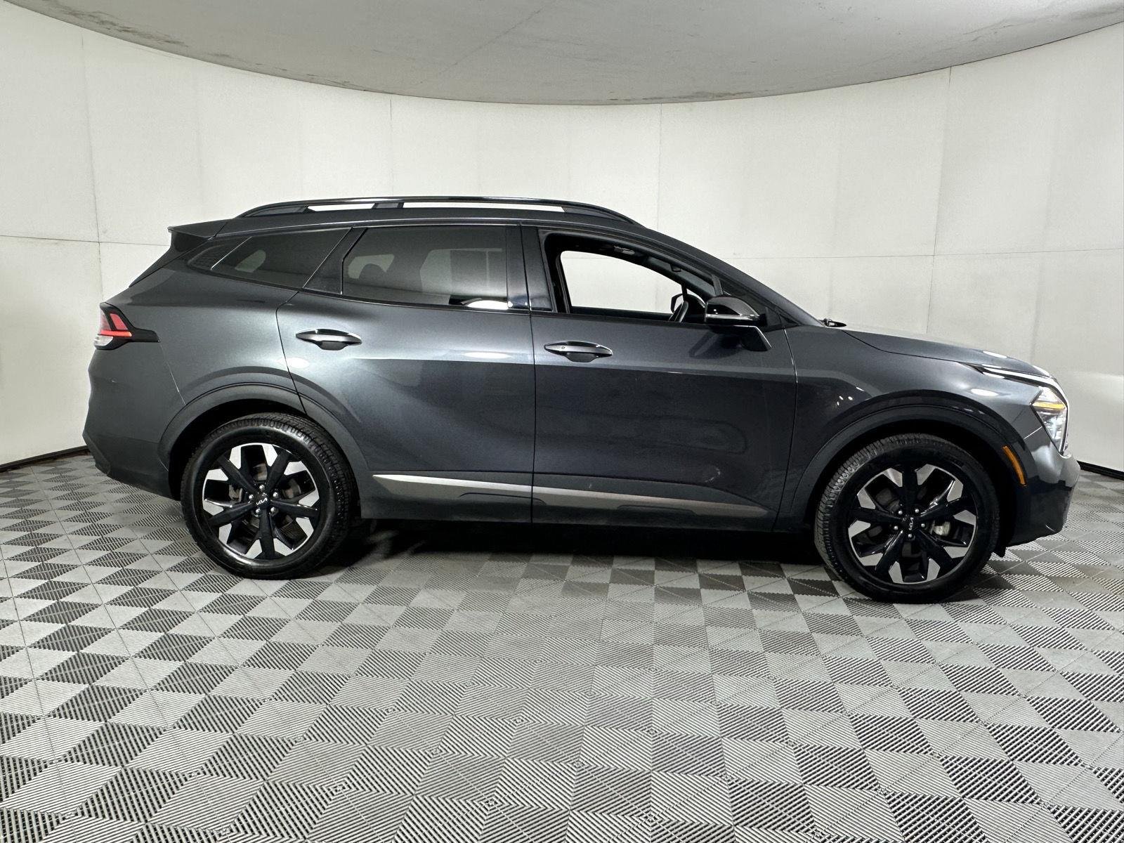 Used 2024 Gravity Gray Kia X-Line image 8