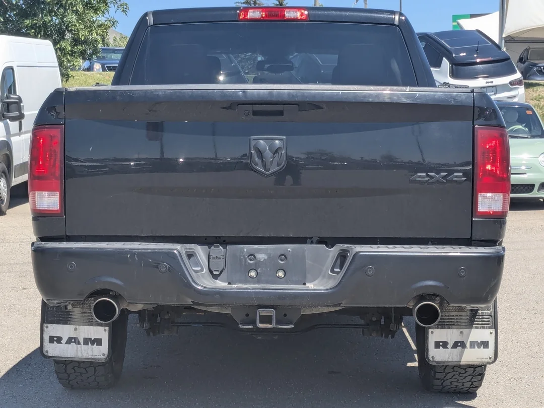 Certified Used 2022 Black RAM Express - - 4X4 - Sub Zero Pkg - Electronics Grp - Park Sensors - Remote Start & More! image 7