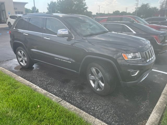Used 2015 Black Jeep Limited image 2