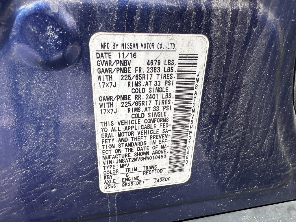 Used 2017 Blue Nissan S image 11