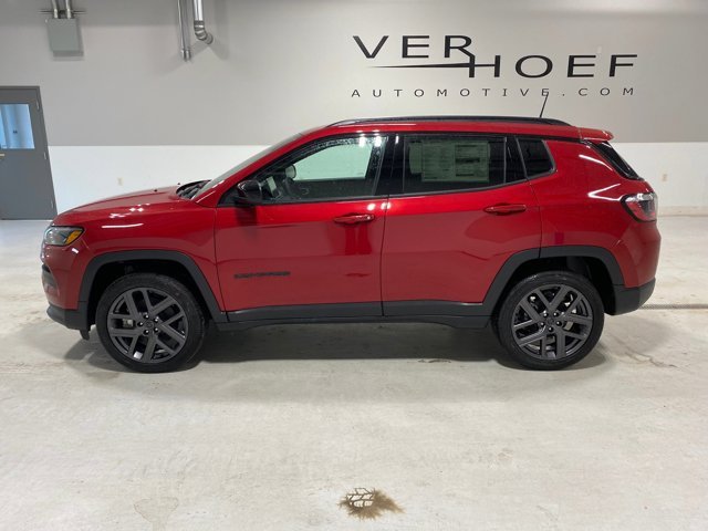 2026 Jeep Compass Latitude Altitude - Photo 5