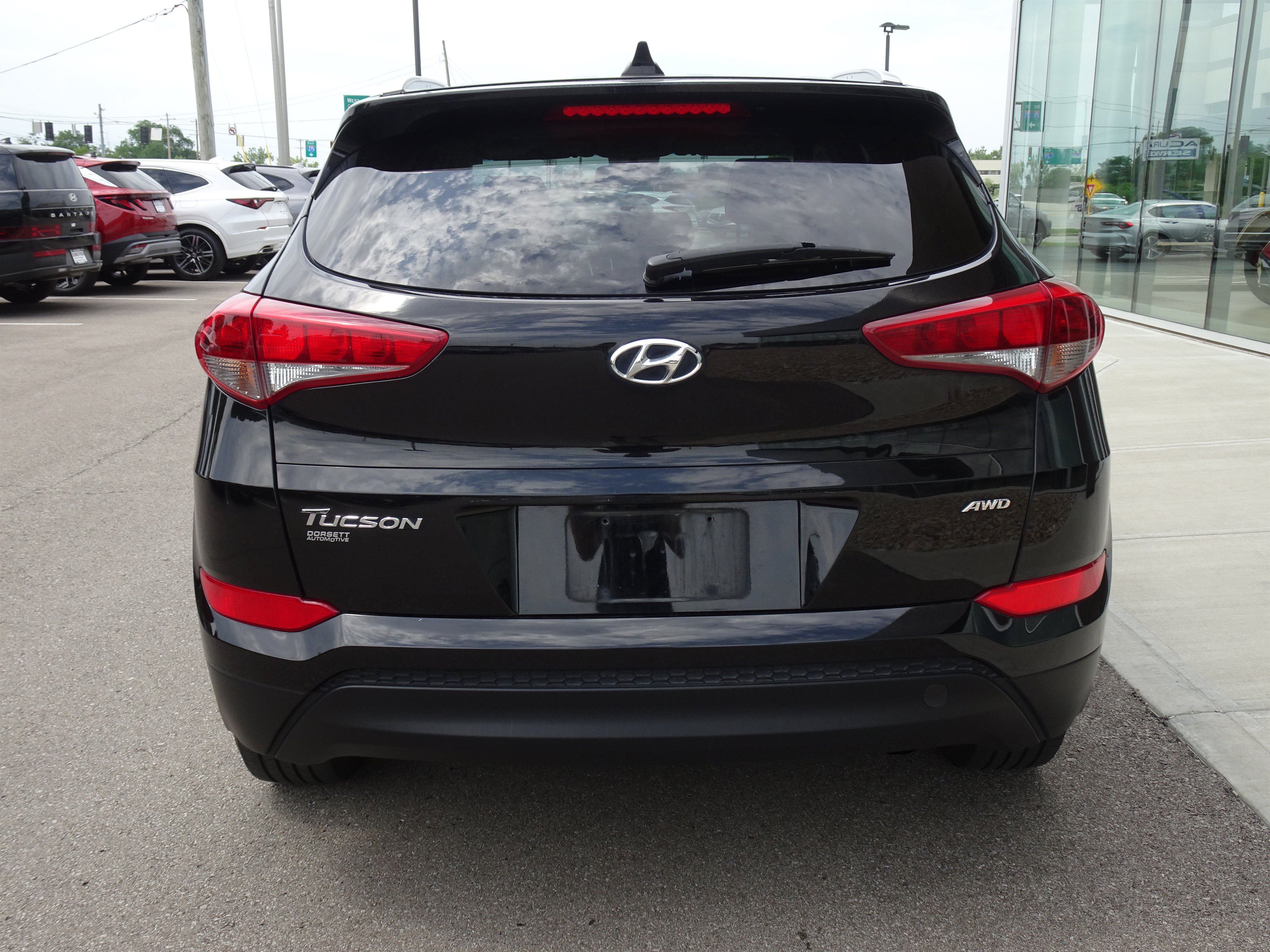 Used 2018 Black Noir Pearl Hyundai SEL image 4