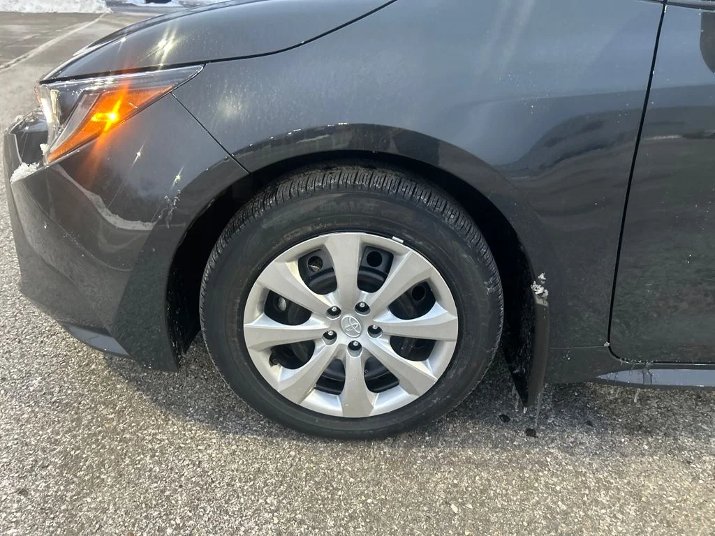 2026 Toyota Corolla LE - Photo 28