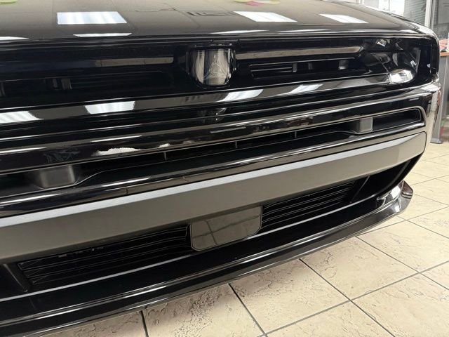 New 2026 Diamond Black Crystal Pearlcoat Dodge R/T image 2