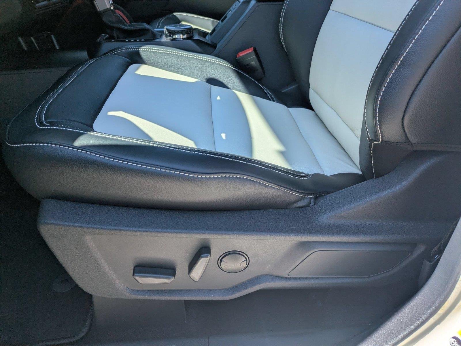New 2026 Wimbledon White Ford Outer Banks® image 14
