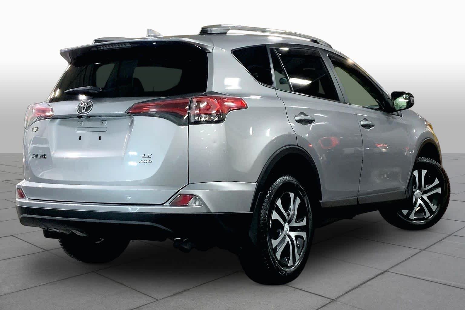 Used 2017 Silver Sky Metallic Toyota LE image 13