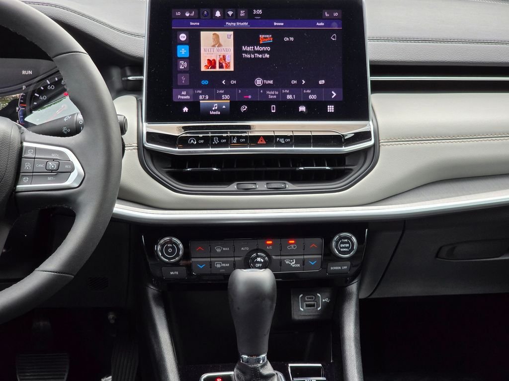 2024 Jeep Compass Limited - Photo 32