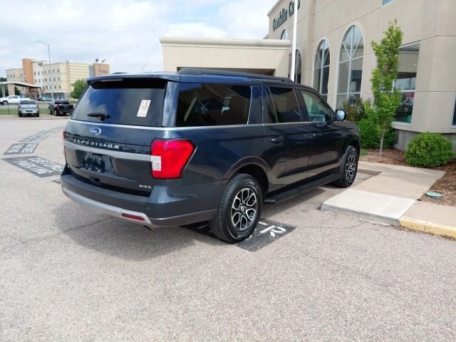 Used 2024 Blue Ford XLT image 2