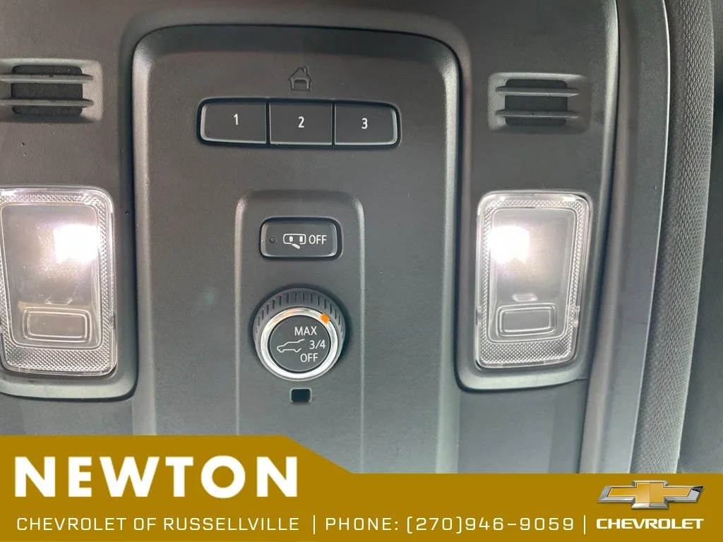 Used 2024 Onyx Black GMC SLT image 21